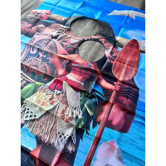 Moana party banner 57x39 inches – fun photo prop with 2 face cutouts - Picture 5 of 9